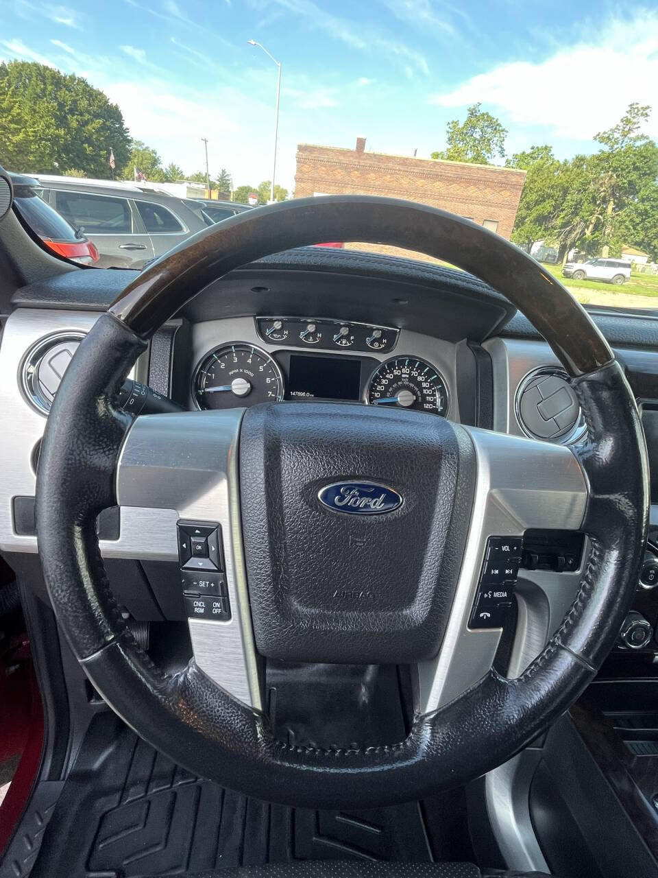 Used 2014 Ford F150 Platinum AWD/4WD image 14