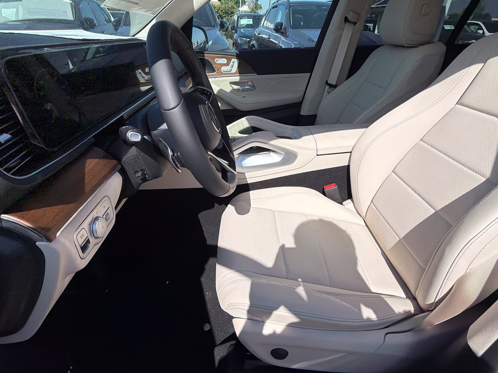 New 2026 Mercedes-Benz GLE 450 4MATIC image 18