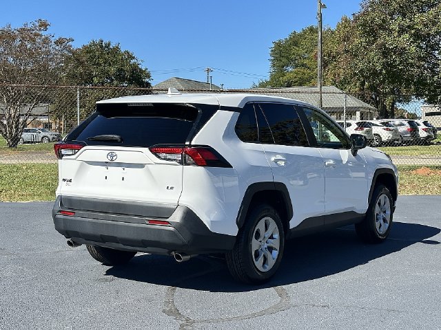 Used 2023 Toyota RAV4 LE FWD image 8