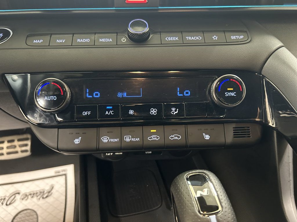 Used 2025 Hyundai Elantra N FWD image 17