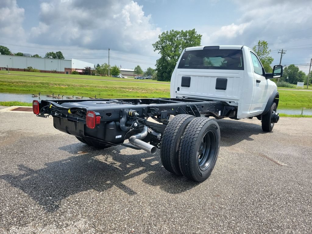 New 2026 RAM 5500 Tradesman AWD/4WD image 8