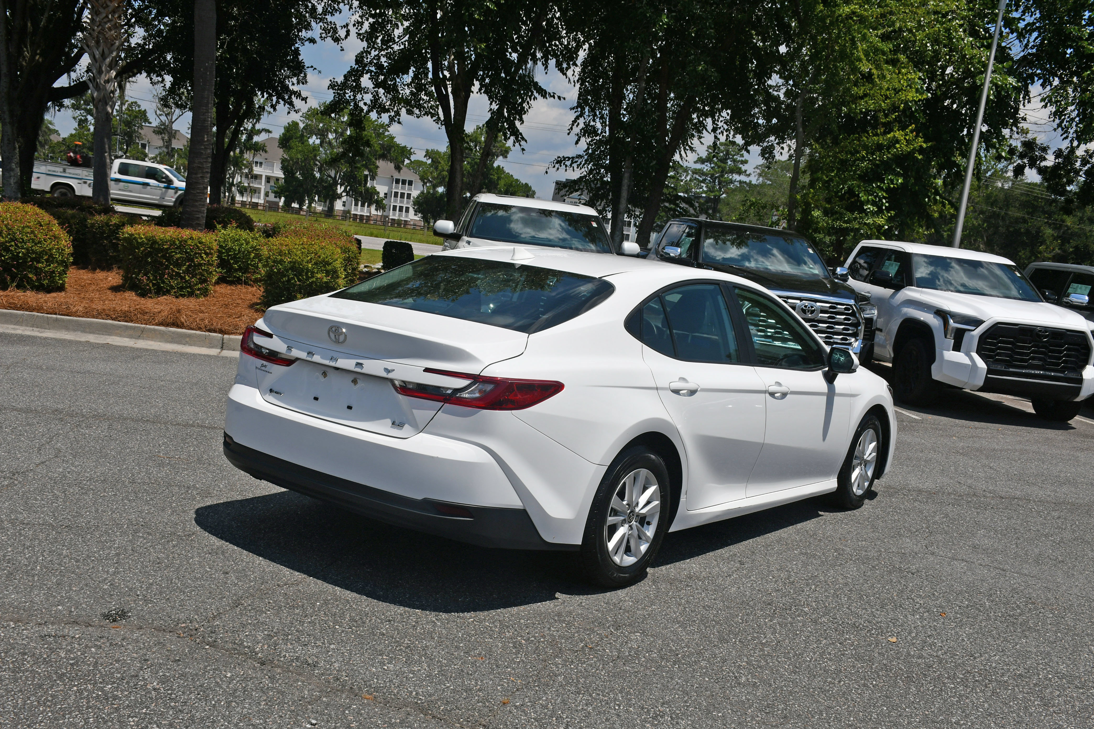 Certified 2025 Toyota Camry LE FWD image 4