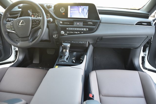 New 2025 Lexus ES 350 w/ Premium Package image 7