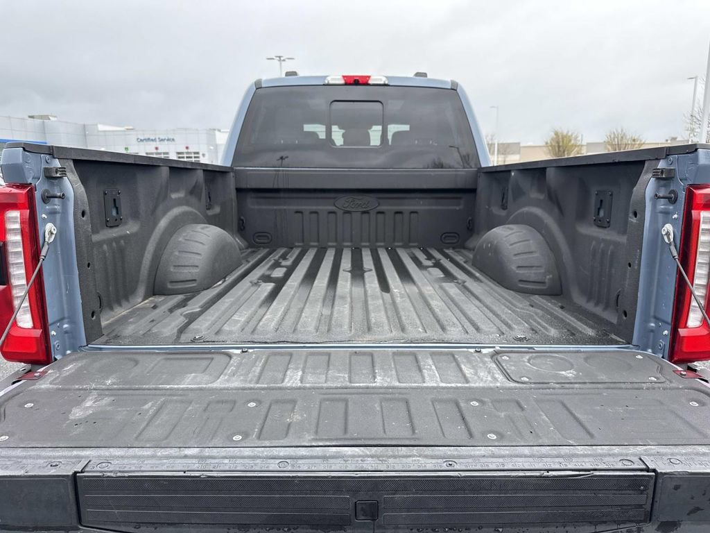Used 2023 Ford F250 Lariat w/ Lariat Ultimate Package AWD/4WD image 22
