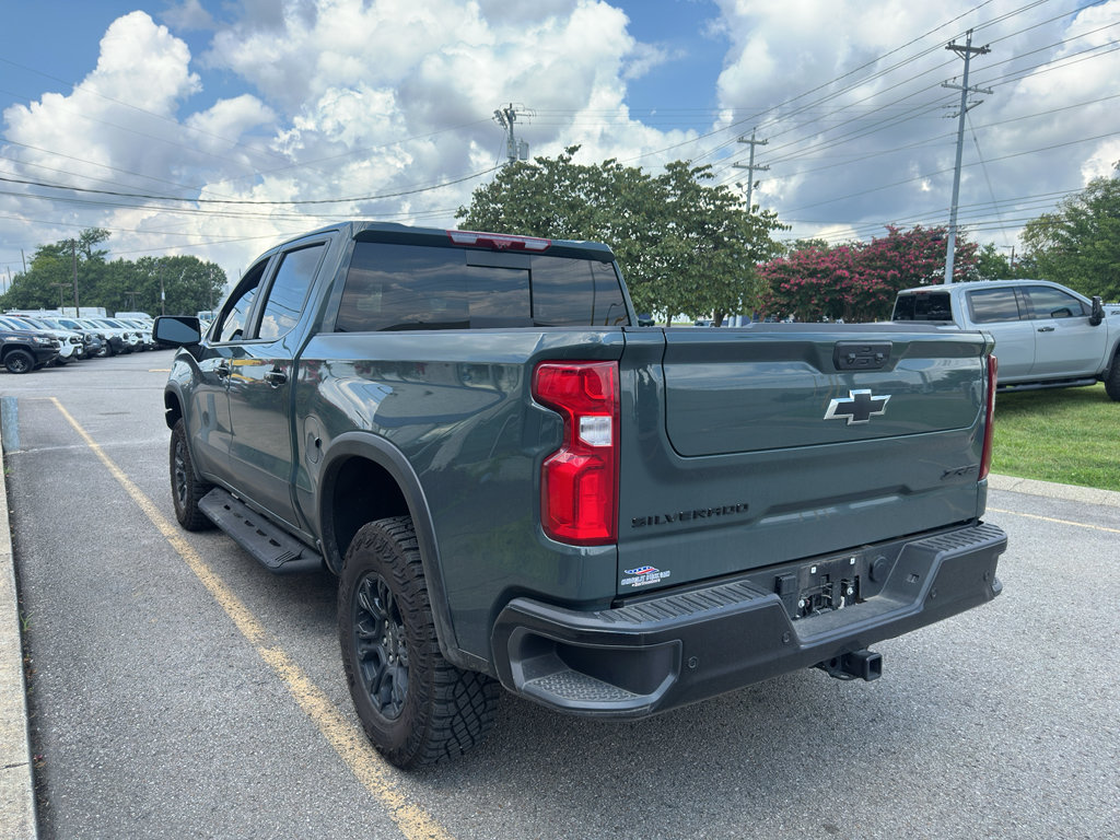 Used 2026 Chevrolet Silverado 1500 ZR2 w/ Dark Appearance Package AWD/4WD image 6