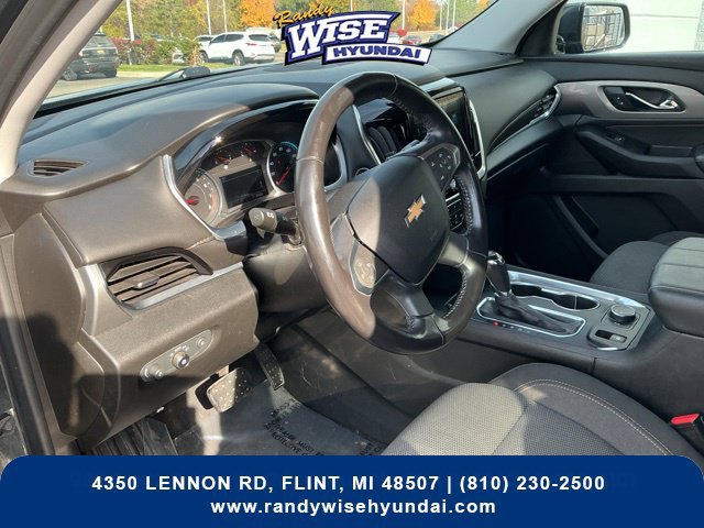 Used 2019 Chevrolet Traverse LT FWD image 13