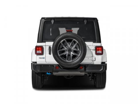 Used 2024 Jeep Wrangler Unlimited AWD/4WD image 9