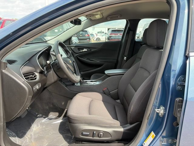 Used 2024 Chevrolet Malibu LT FWD image 12