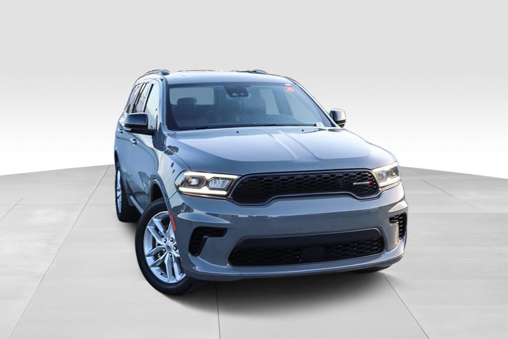 Used 2024 Dodge Durango GT AWD/4WD image 2