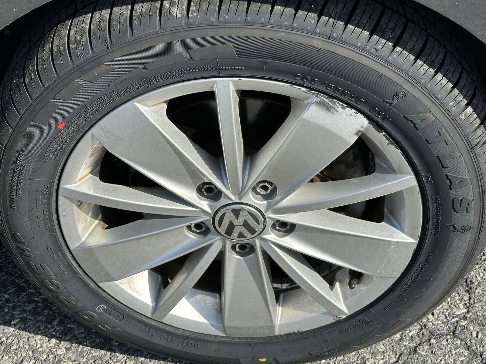 Used 2016 Volkswagen Jetta SE FWD image 10