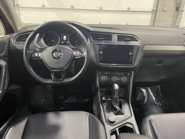 Used 2018 Volkswagen Tiguan SE AWD/4WD image 17