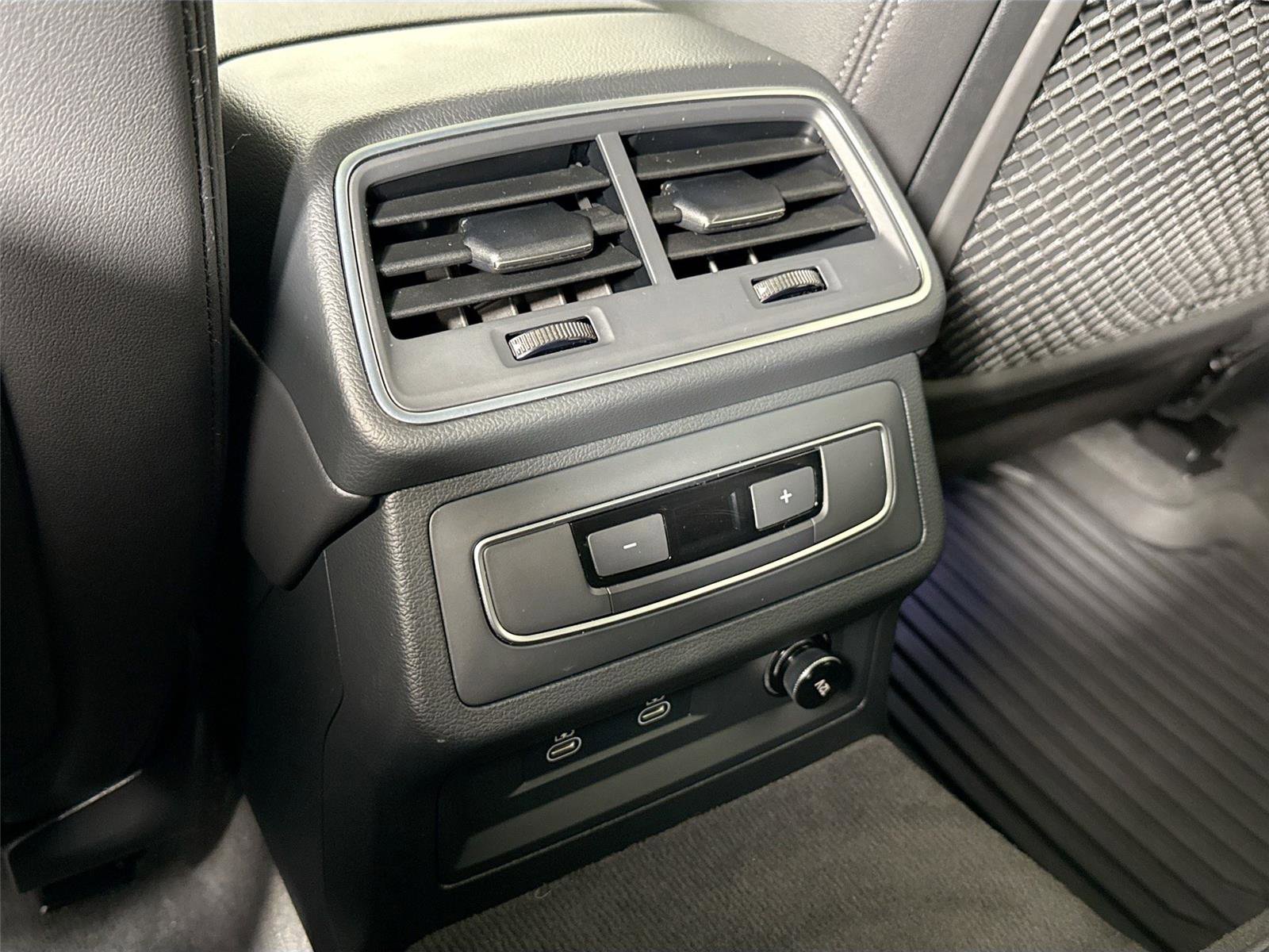 Used 2022 Audi A7 3.0T Premium image 33