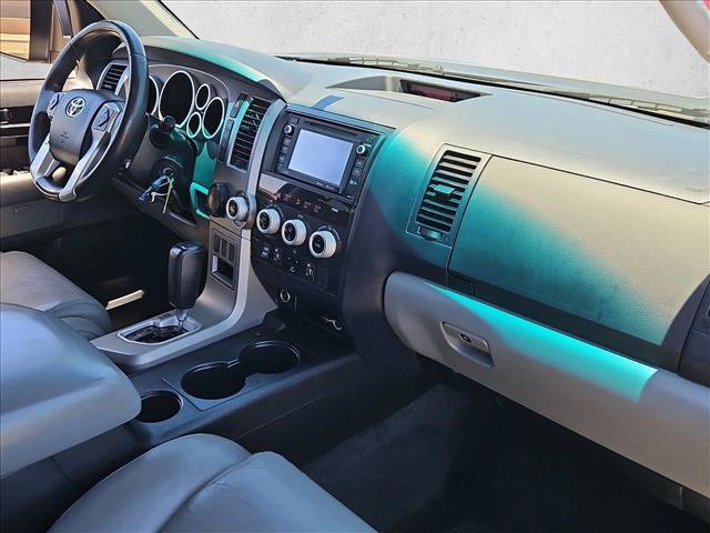 Used 2017 Toyota Sequoia SR5 w/ Premium Package RWD image 30