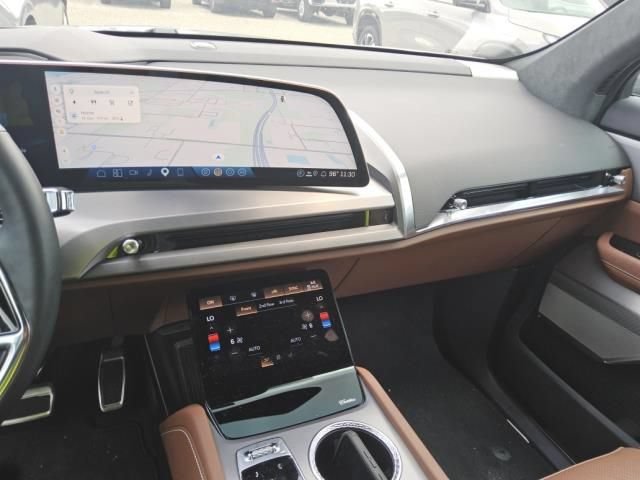 Used 2026 Cadillac Vistiq Platinum AWD/4WD image 4