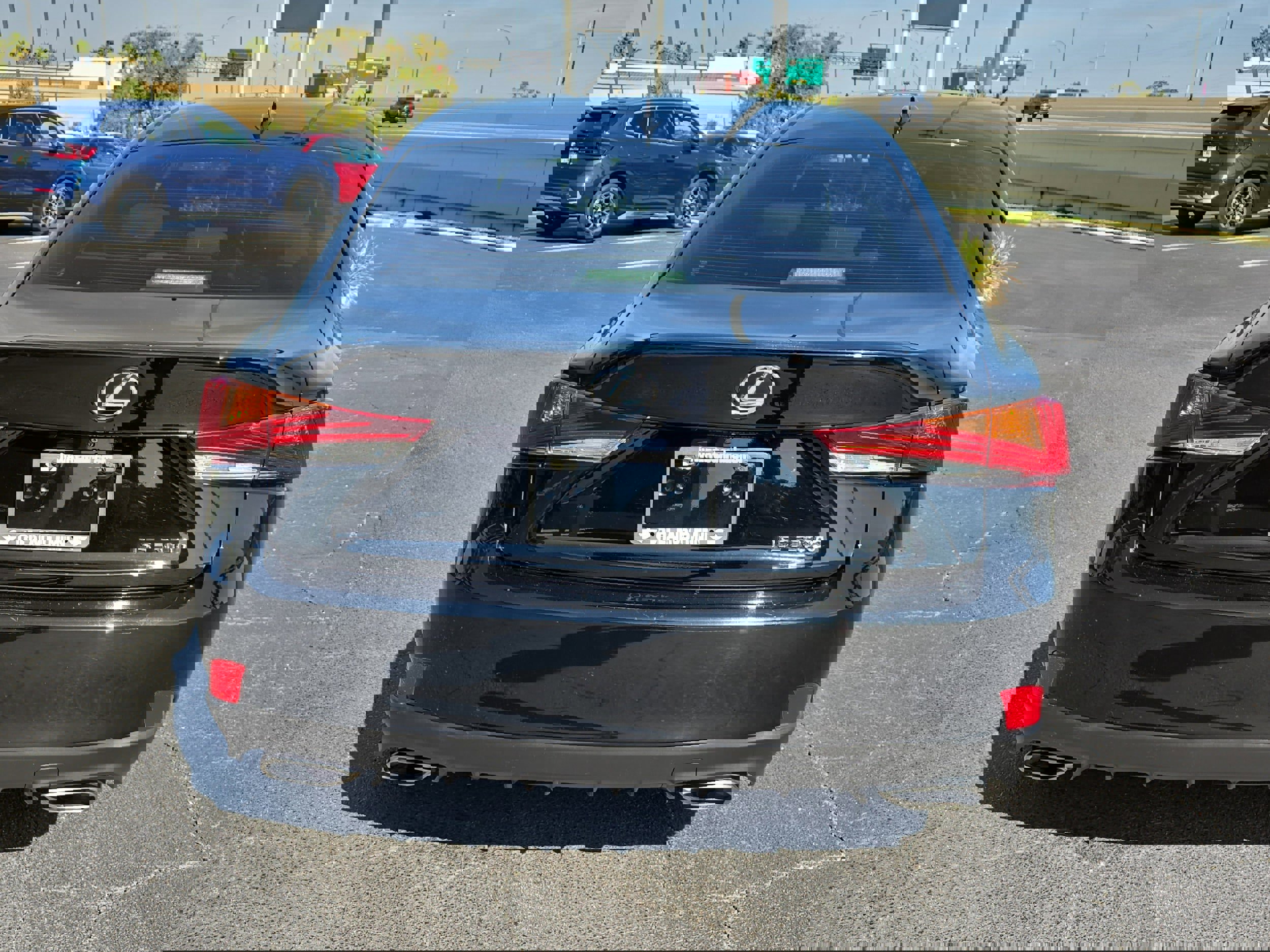 Used 2020 Lexus IS 300 image 4