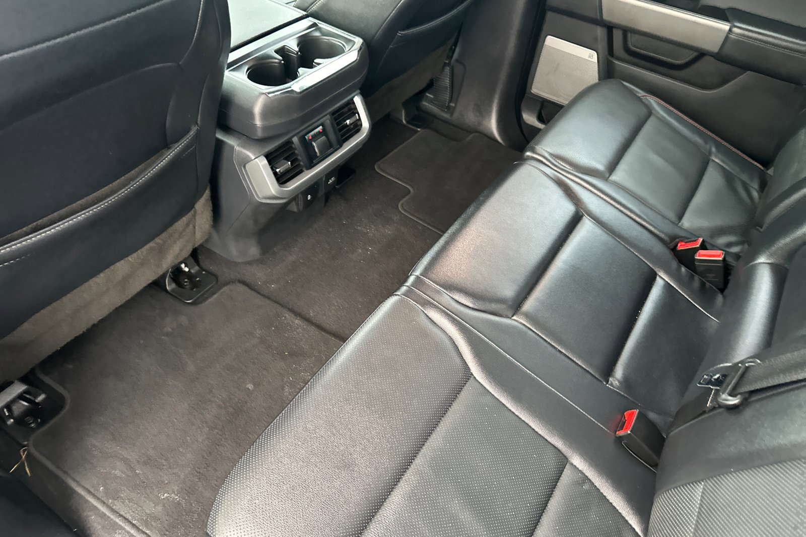 Used 2023 Ford F150 Lariat w/ Equipment Group 502A High image 12