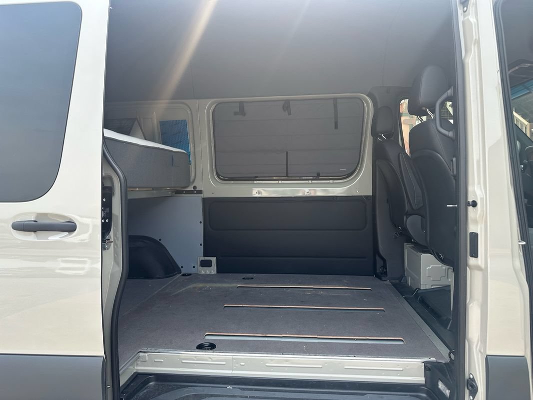 Used 2026 Mercedes-Benz Sprinter 2500 image 28