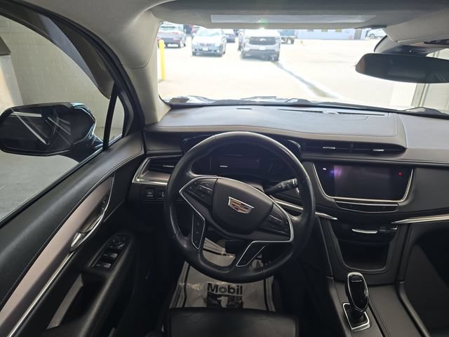 Used 2017 Cadillac XT5 Premium Luxury AWD/4WD image 12