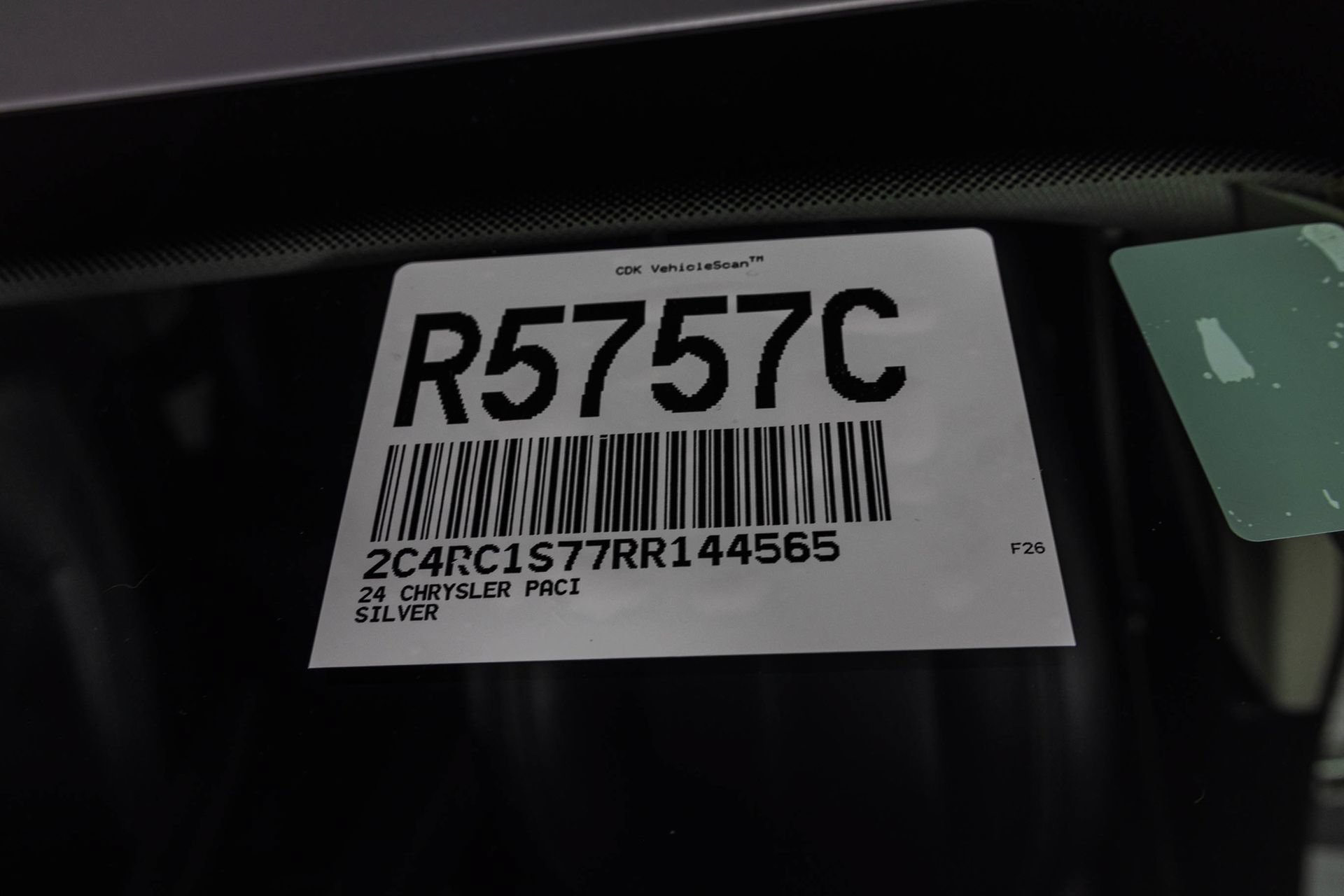 Used 2024 Chrysler Pacifica Limited FWD image 55