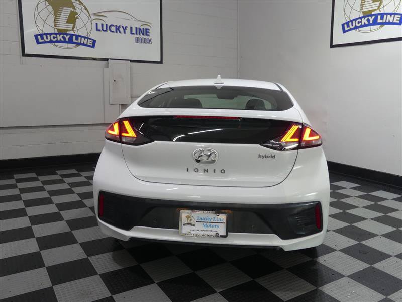 Used 2020 Hyundai Ioniq Limited FWD image 8