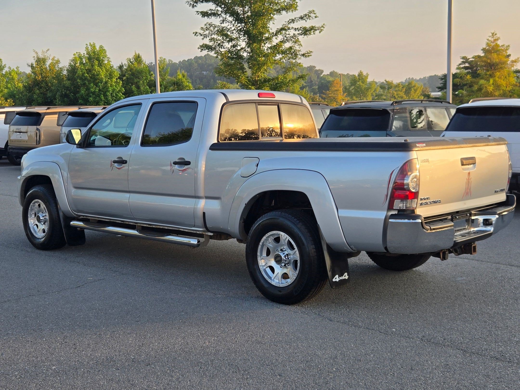 Used 2011 Toyota Tacoma 4x4 Double Cab w/ SR5 Pkg #2 image 5