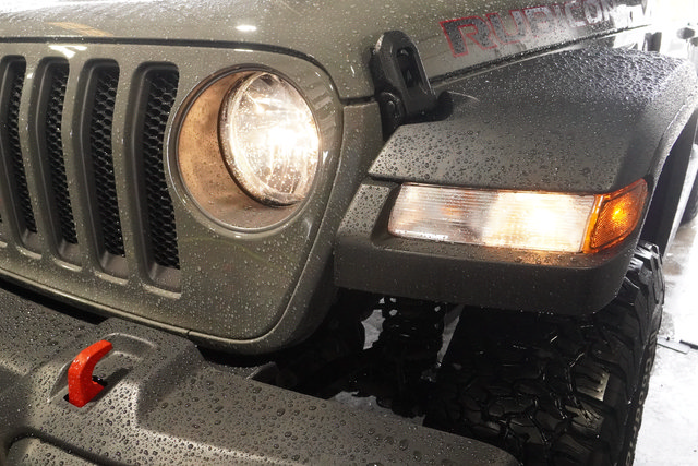 Used 2023 Jeep Wrangler Unlimited Rubicon AWD/4WD image 35