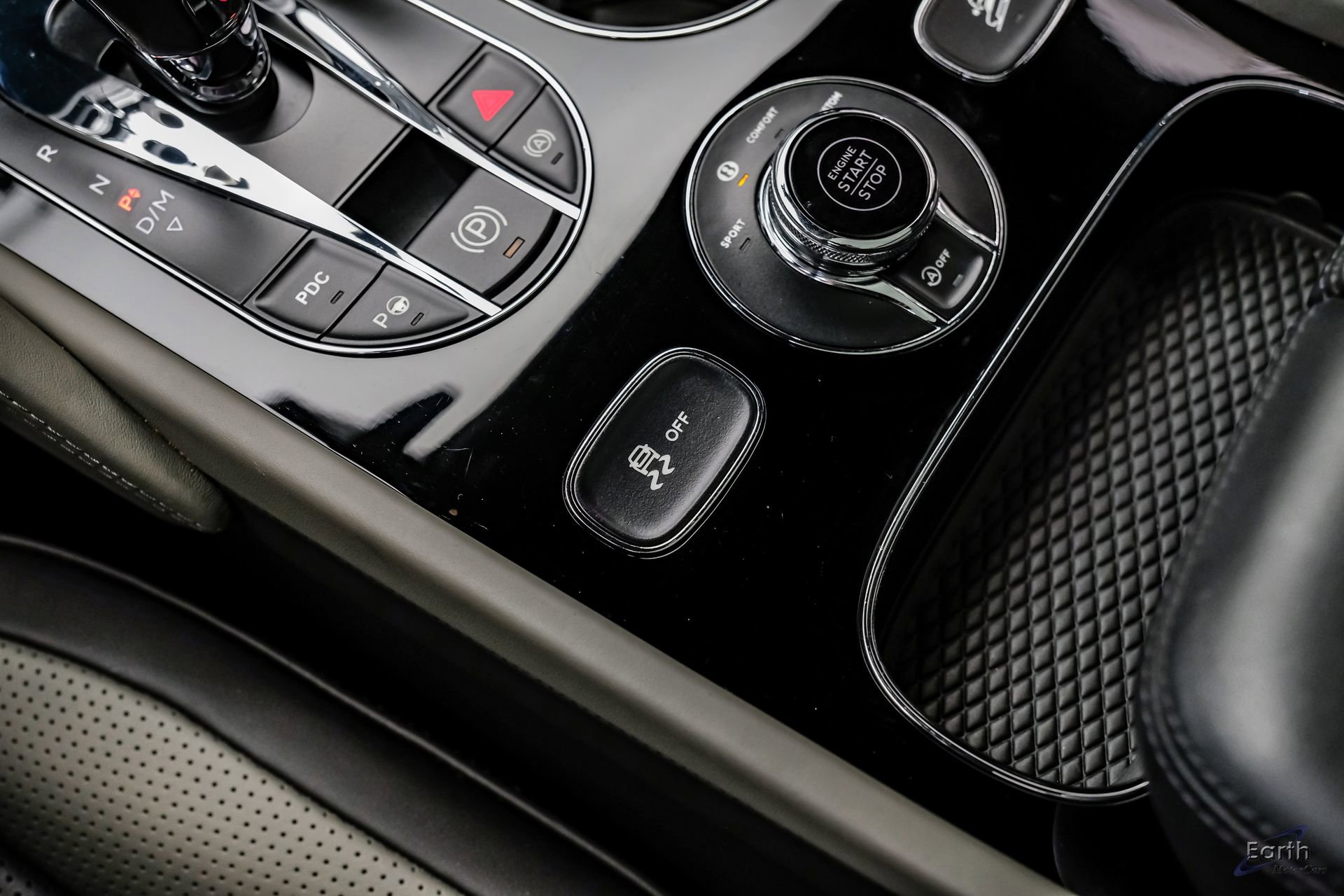 Used 2022 Bentley Bentayga AWD/4WD image 61