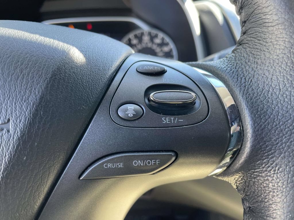 Used 2024 Nissan Murano SV w/ SV Midnight Edition Package FWD image 19
