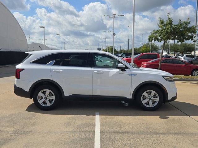 Used 2023 Kia Sorento LX FWD video 4