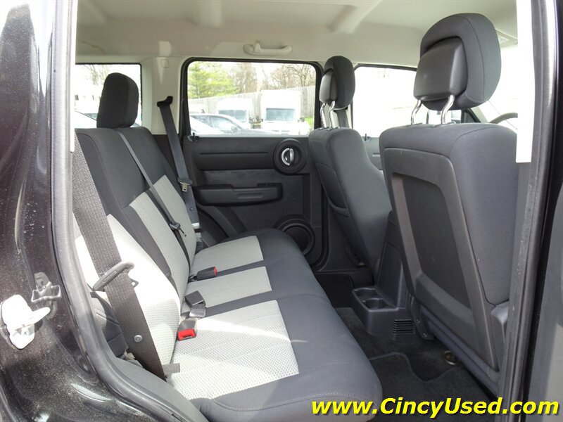 Used 2010 Dodge Nitro Heat AWD/4WD image 14
