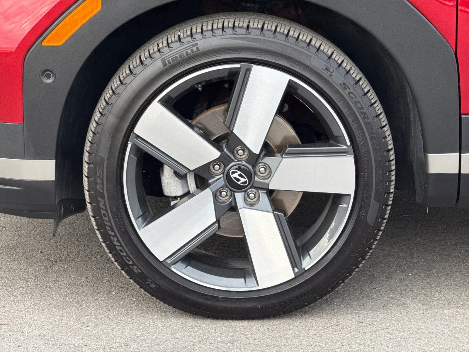 Certified 2024 Hyundai Santa Fe Limited image 31