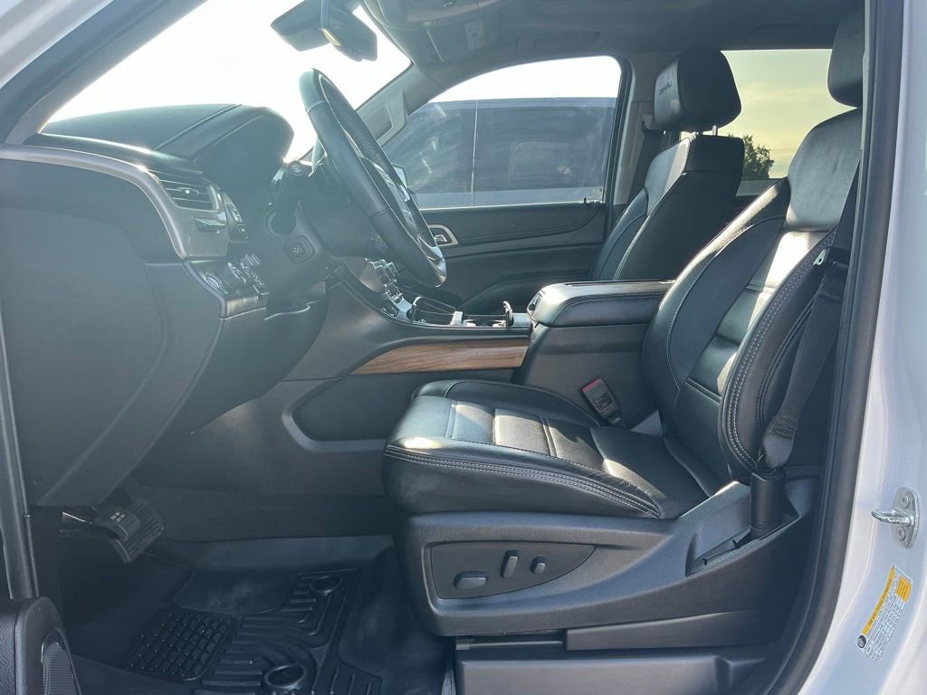 Used 2020 GMC Yukon Denali w/ Open Road Package AWD/4WD image 17
