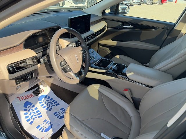 Used 2023 Lincoln Nautilus Reserve image 17