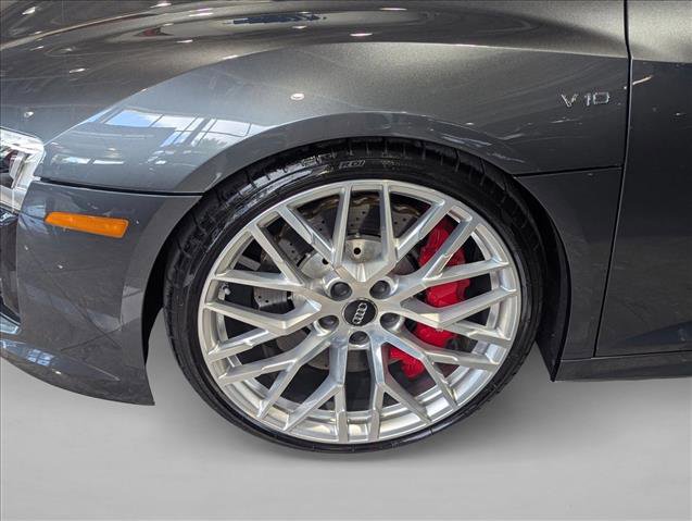 Used 2017 Audi R8 V10 image 21