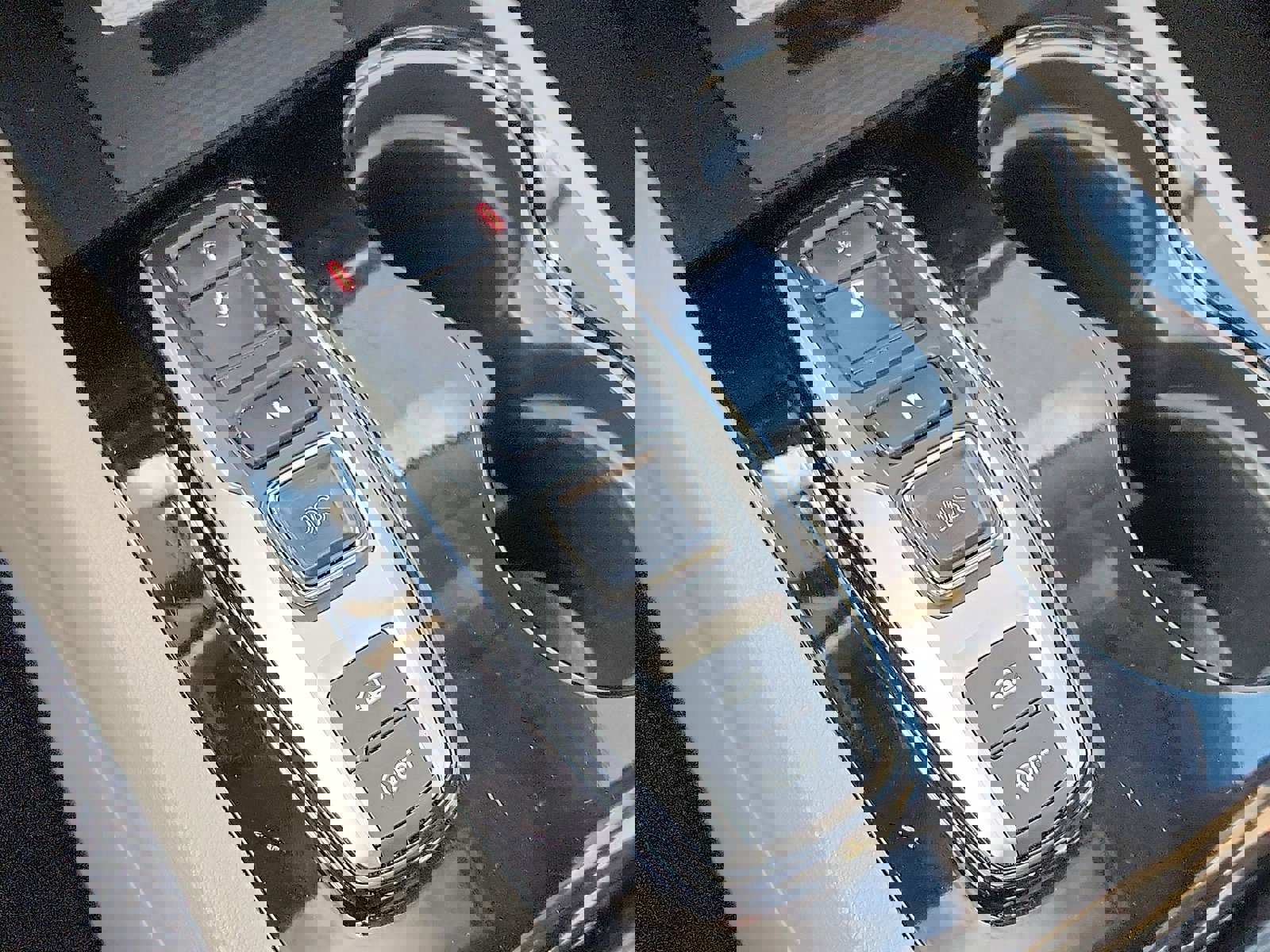 Used 2019 Honda Pilot Elite image 12