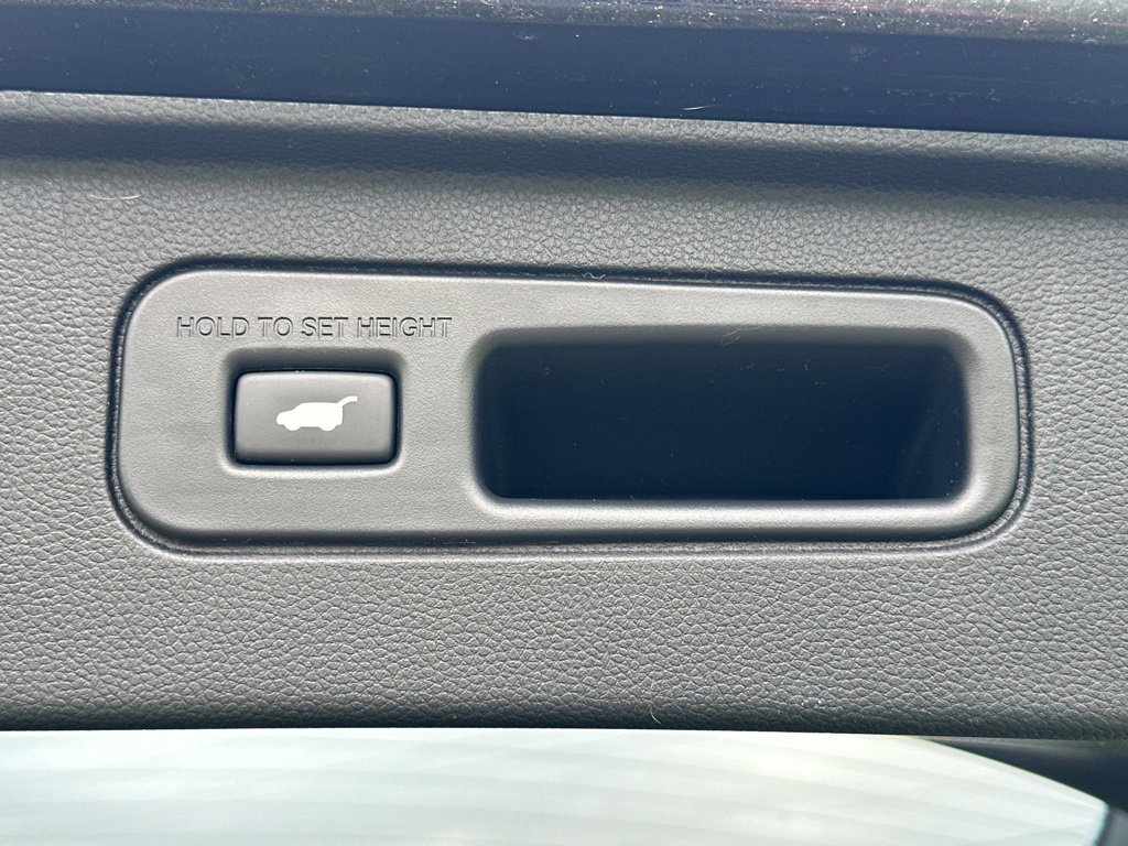 Used 2024 Honda Pilot EX-L image 10