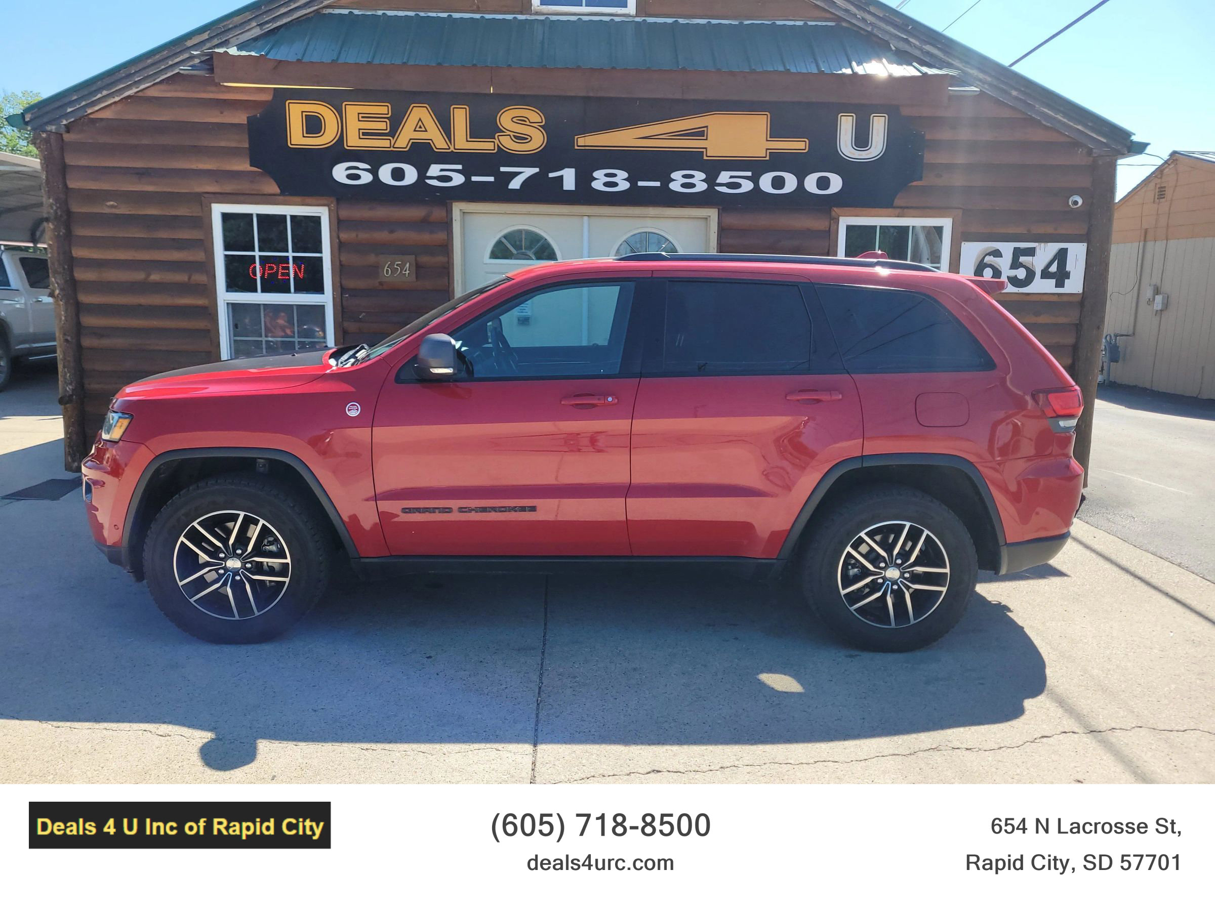 Used 2017 Jeep Grand Cherokee Trailhawk w/ Trailhawk Luxury Group