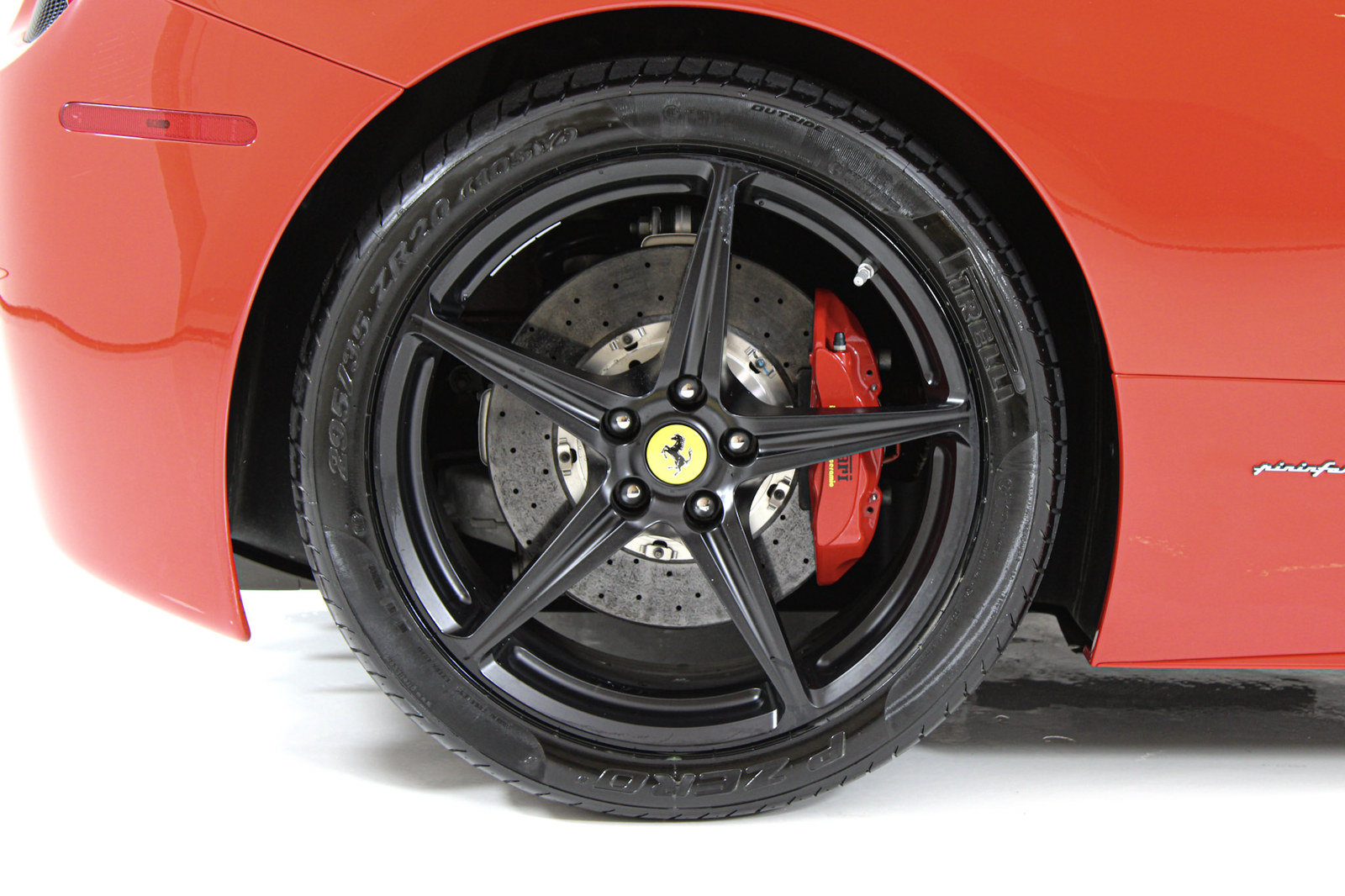 Certified 2015 Ferrari 458 Italia Coupe RWD image 14