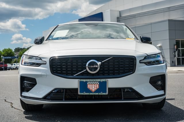 Certified 2024 Volvo S60 B5 Plus AWD/4WD image 2