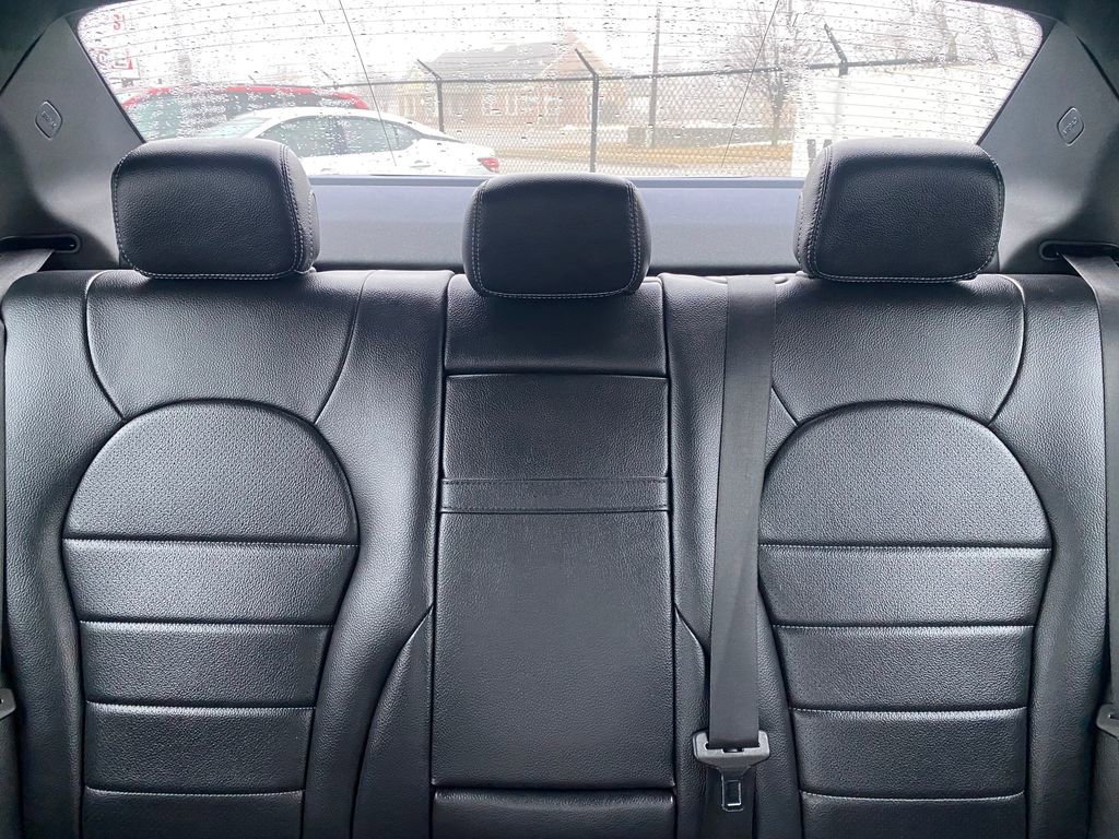 Used 2019 Mercedes-Benz C 300 Sedan image 29