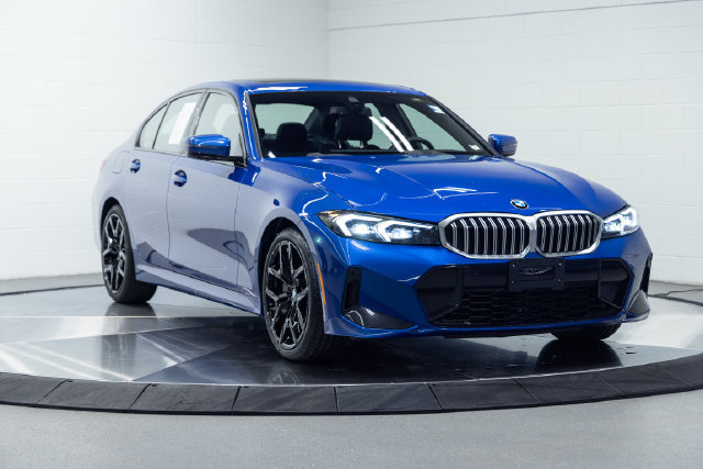 Used 2026 BMW 330i xDrive Sedan AWD/4WD image 4