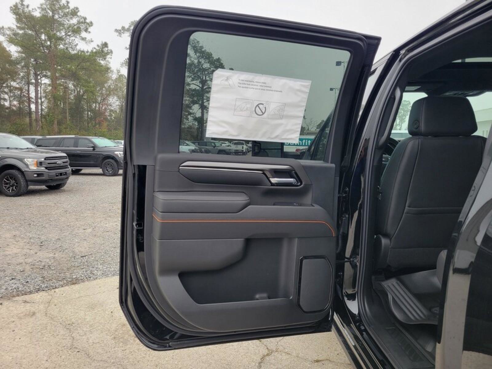 New 2026 GMC Sierra 3500 AT4 w/ AT4 Premium Plus Package image 27