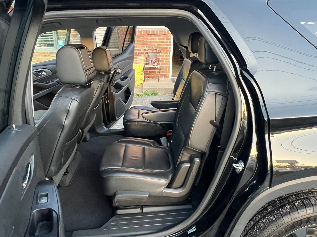 Used 2019 Chevrolet Traverse RS w/ LPO, Floor Liner Package FWD image 13
