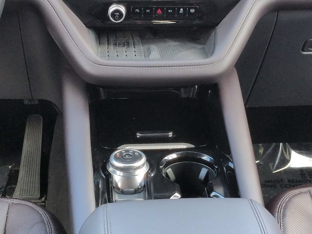 Used 2025 Ford Explorer Platinum AWD/4WD image 19