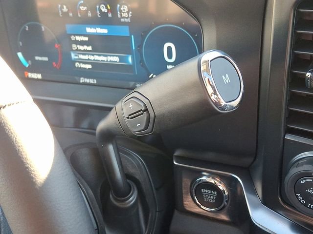 New 2026 Ford F250 Lariat w/ Black Appearance Package image 17