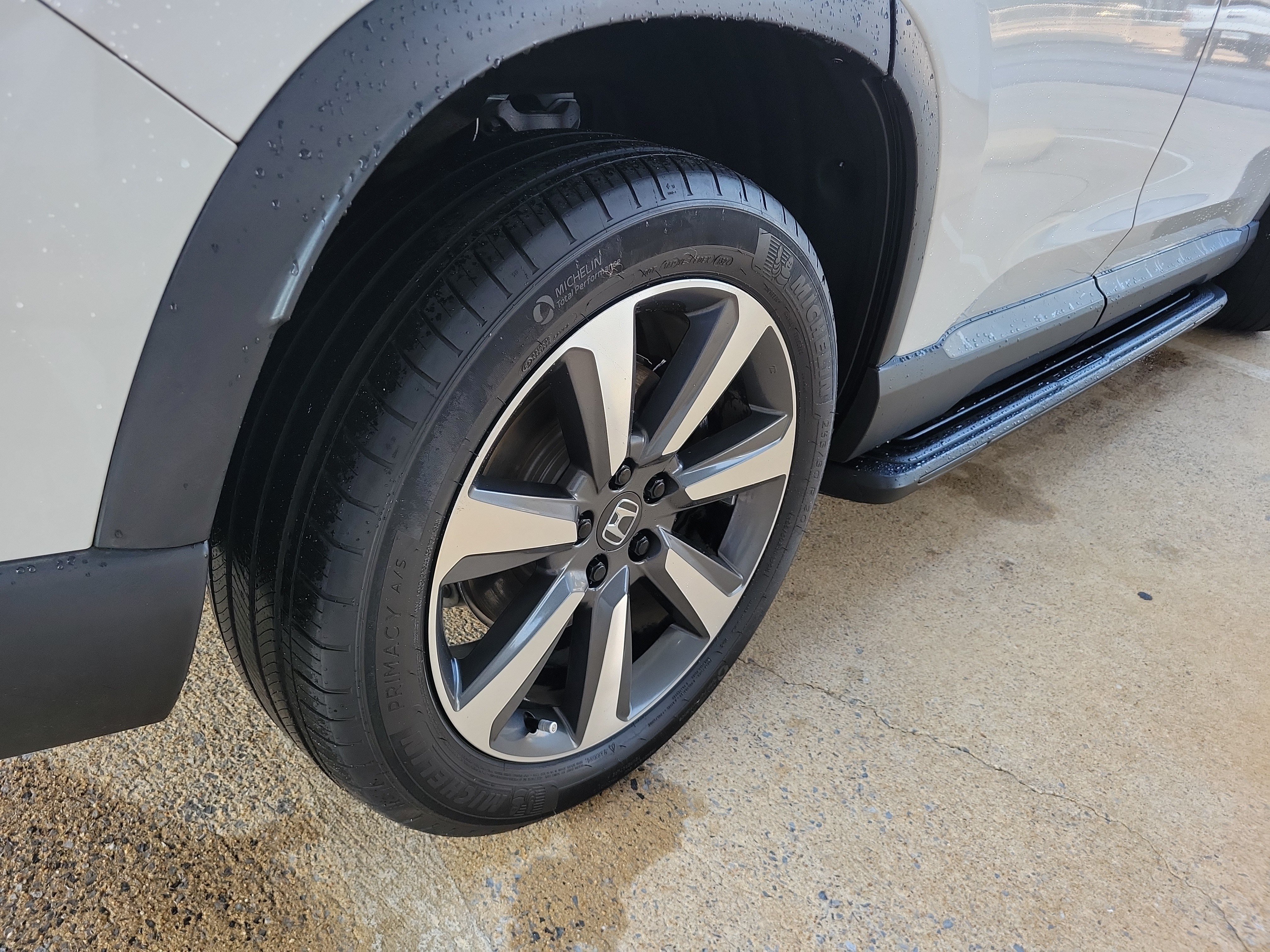 Used 2023 Honda Pilot Elite image 26