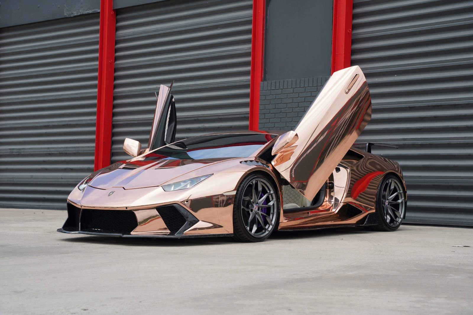 Used 2015 Lamborghini Huracan LP 610-4 AWD/4WD image 16