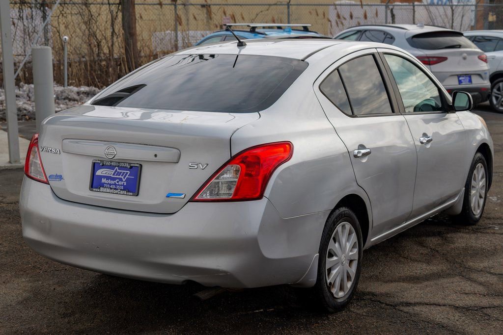 Used 2012 Nissan Versa SV w/ Convenience Pkg FWD image 7
