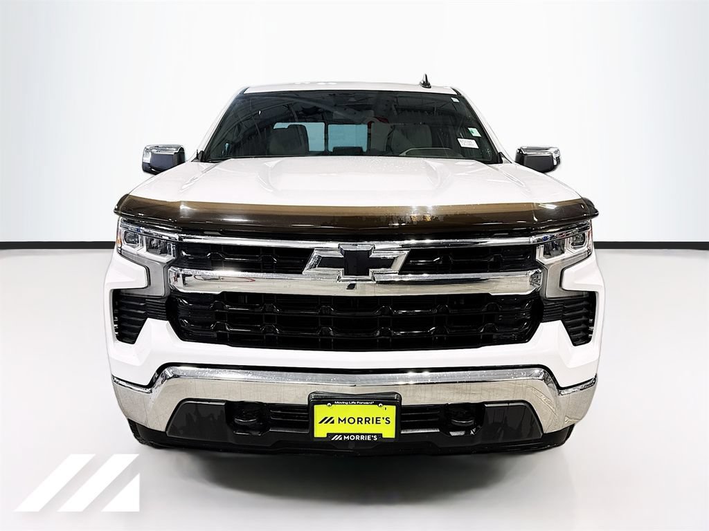 Used 2022 Chevrolet Silverado 1500 LT AWD/4WD image 2