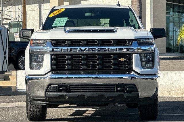 Used 2022 Chevrolet Silverado 2500 LT AWD/4WD image 9
